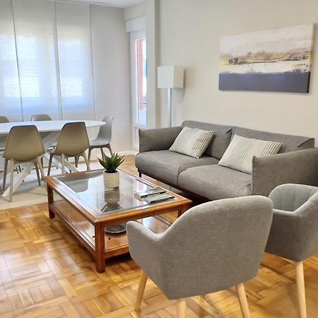 Vetusta Nest Apartman Oviedo Kültér fotó